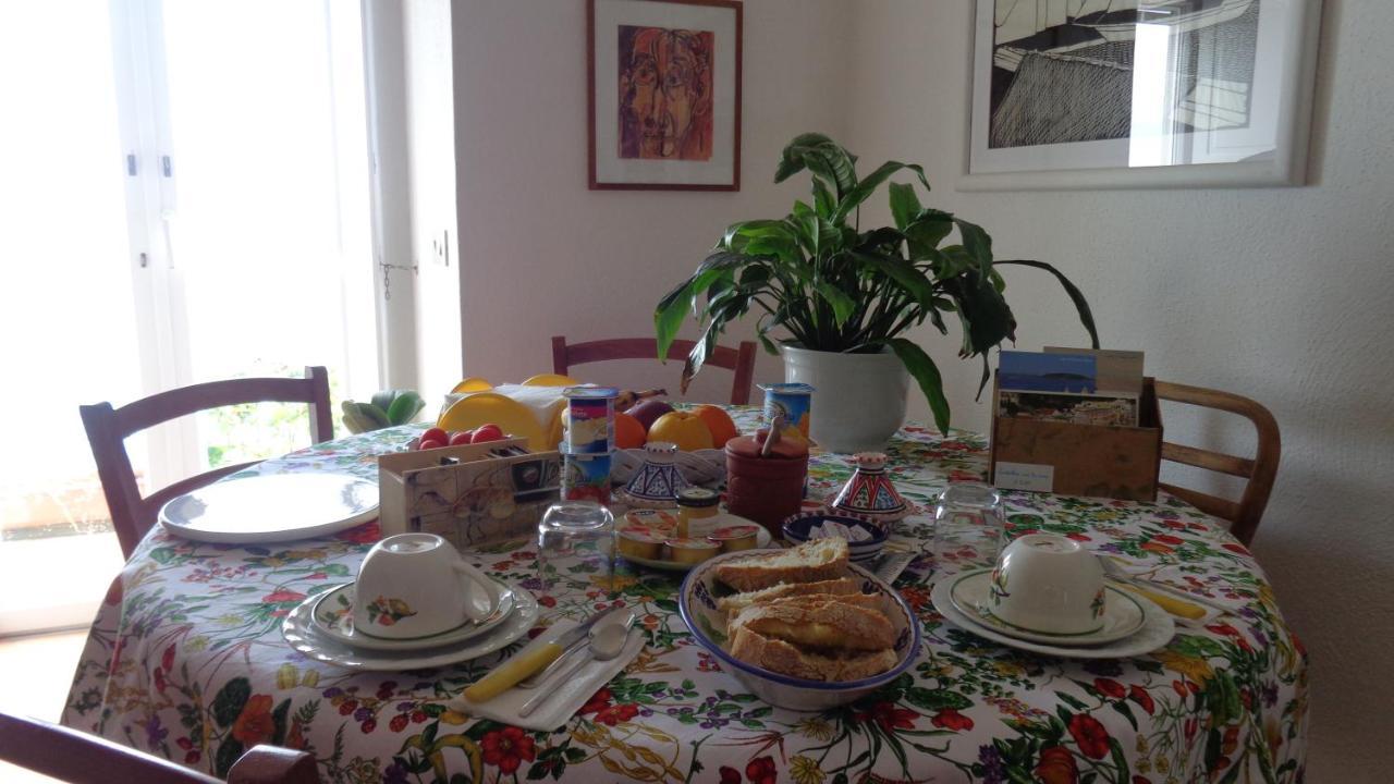 I Cinque Sensi Bed & Breakfast Иския Стая снимка